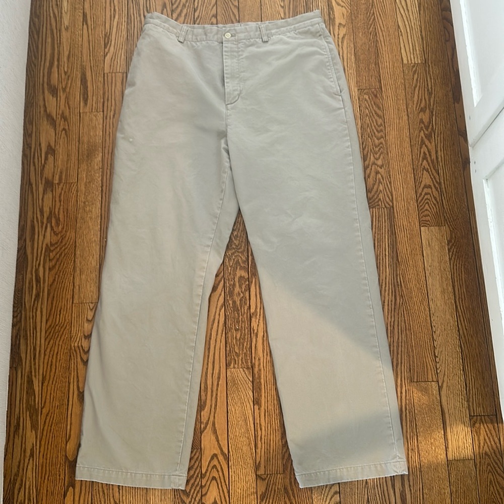 Vineyard Vines Classic Khaki Chinos